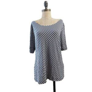 Chico's Size M Medium (1) Diamond Print STRETCH Knit Top